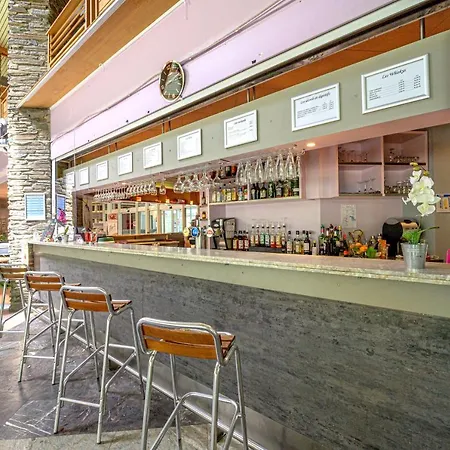 Village Club Les Balcons Des Pyrenees Rezort 3*