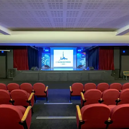 Rezort Village Club Les Balcons Des Pyrenees Saint-Mamet