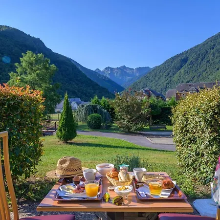 Village Club Les Balcons Des Pyrenees منتجع 3*