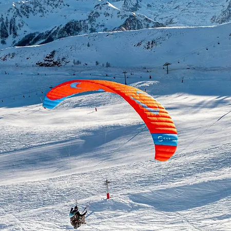 Village Club Les Balcons Des Pyrenees منتجع 3*